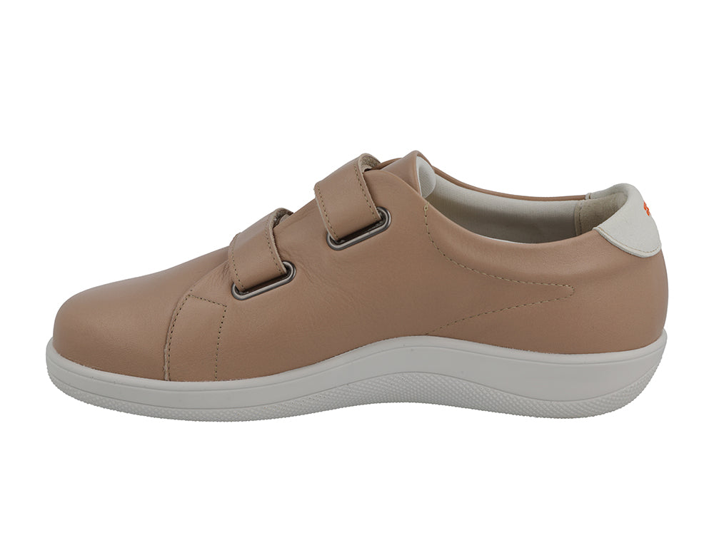 Womens Sqaure Toe Adjustable Scott Sand Shoes