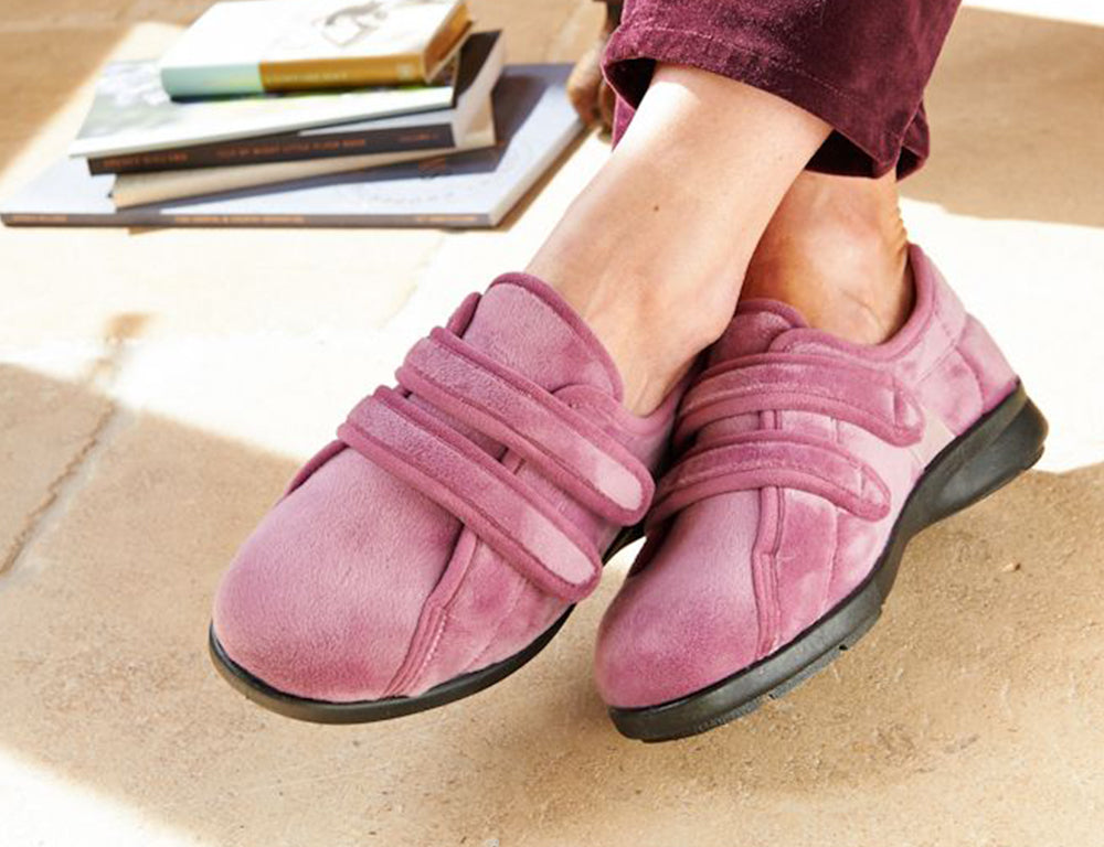 Womens Wide Fit Adjustable Fork Mauve Slippers