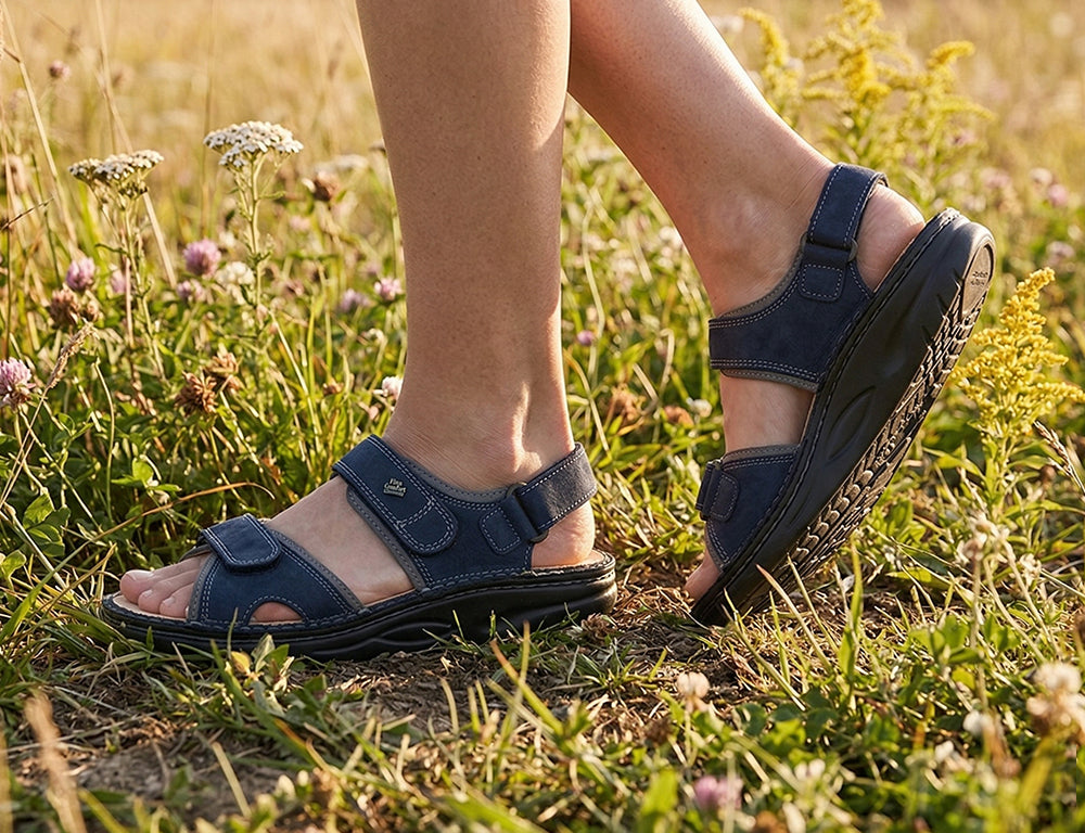 Finn Comfort Womens Finnamic Yuma Lake Grey Sandal ShoeMed