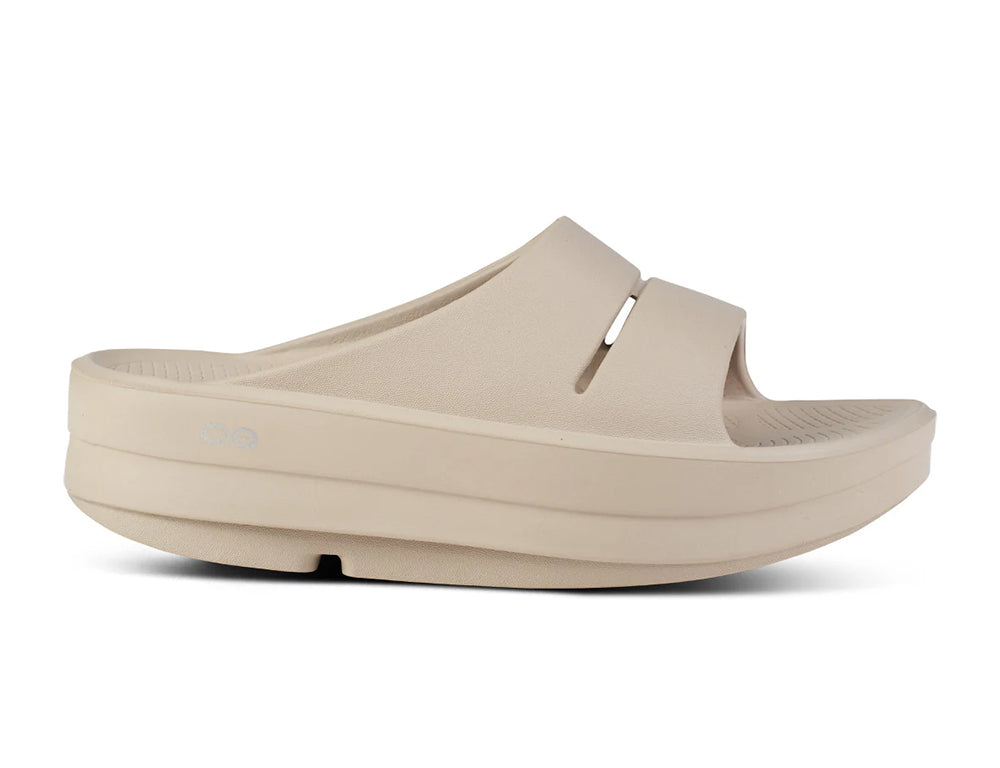 OOfos Oomega Nomad Recovery Slides