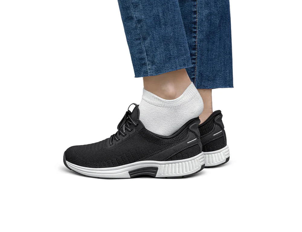 Womens Hands-Free Kita Black Trainers