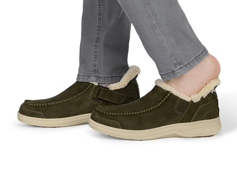 Orthofeet Mens Hands-Free Vito Olive House Shoes ShoeMed