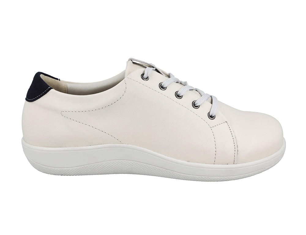 Womens Sqaure Toe Wide Fit Taylor White Trainers