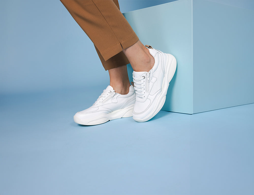 Womens Stretchwalker SWX21 White Trainers