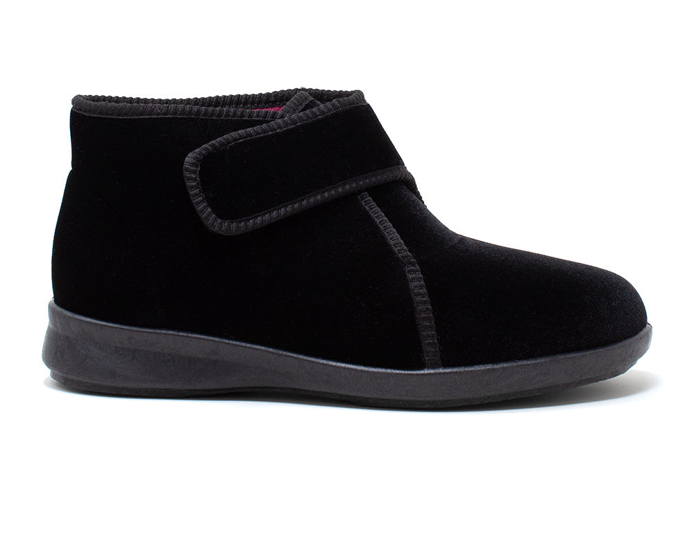 Womens Adjustable Tern Black Slippers