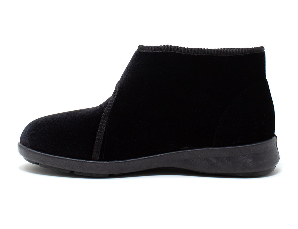 Womens Adjustable Tern Black Slippers