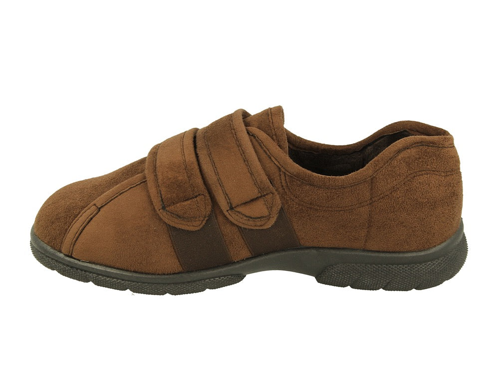 DB Wider Fit Shoes Joseph Brown ShoeMed
