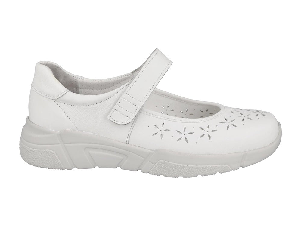 Womens Wide Fit Flat Leather White Lucy Shoe
