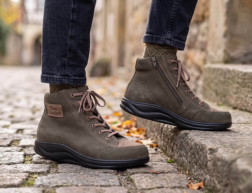 Womens Finnamic Holten Olive Boots