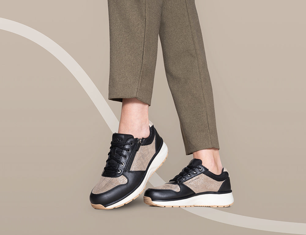 Womens Active Zip Dynamo Bronze Black Trainers