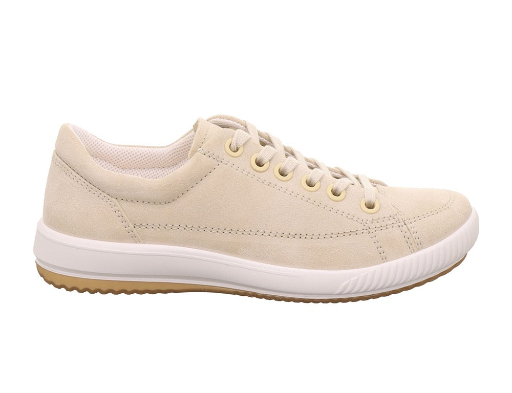 Womens Lightweight Tanaro 5.0 Ecru Trainers