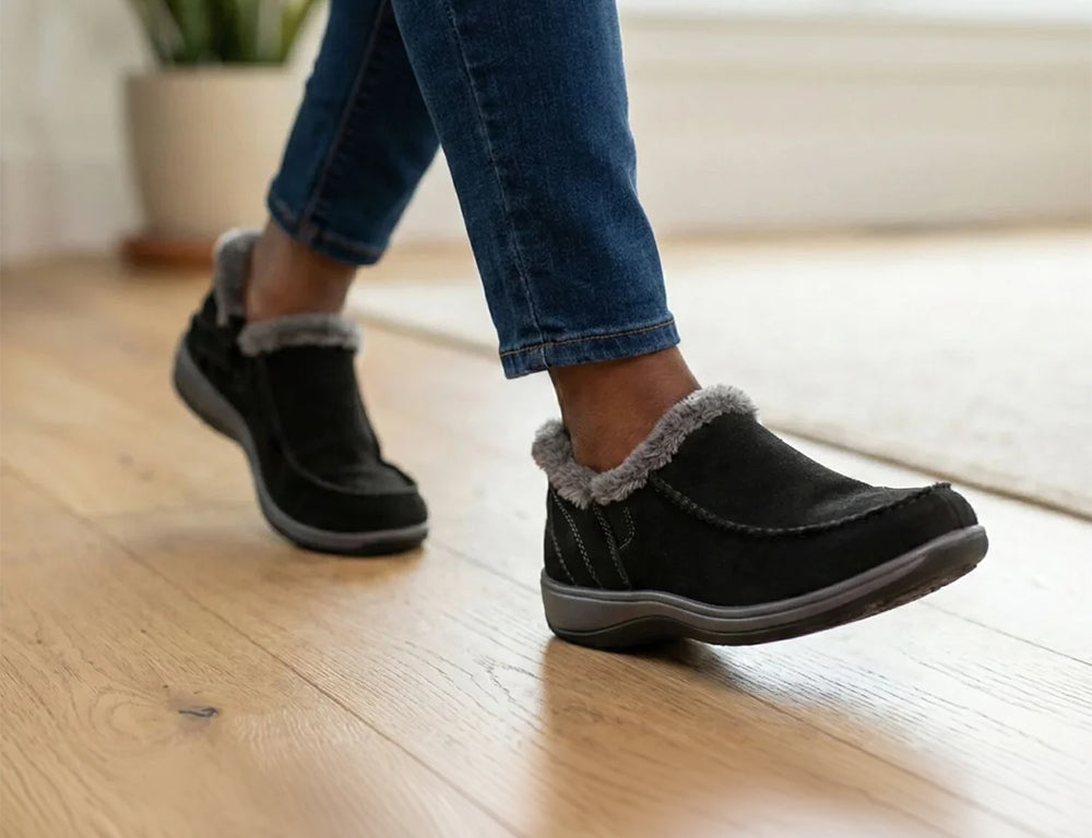 Womens Hands-Free Lorin Black House Shoes