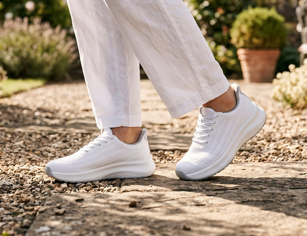 Orthofeet Womens Hands-Free Nira White Trainers ShoeMed