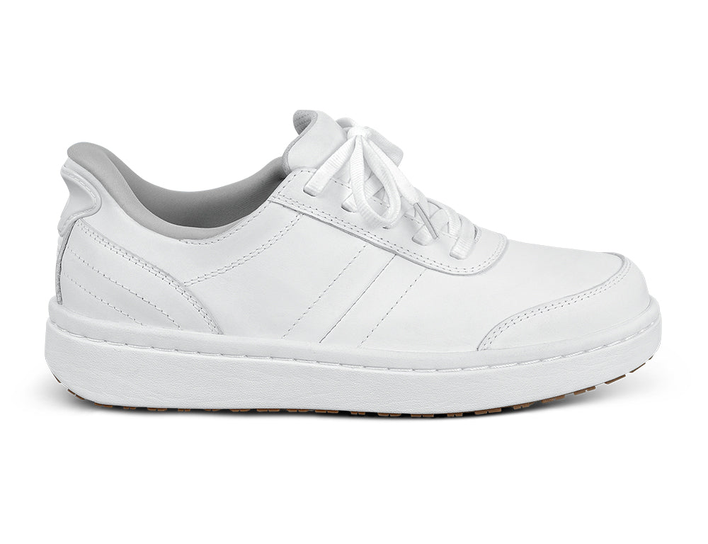 Womens Hands-Free Wander White Trainers