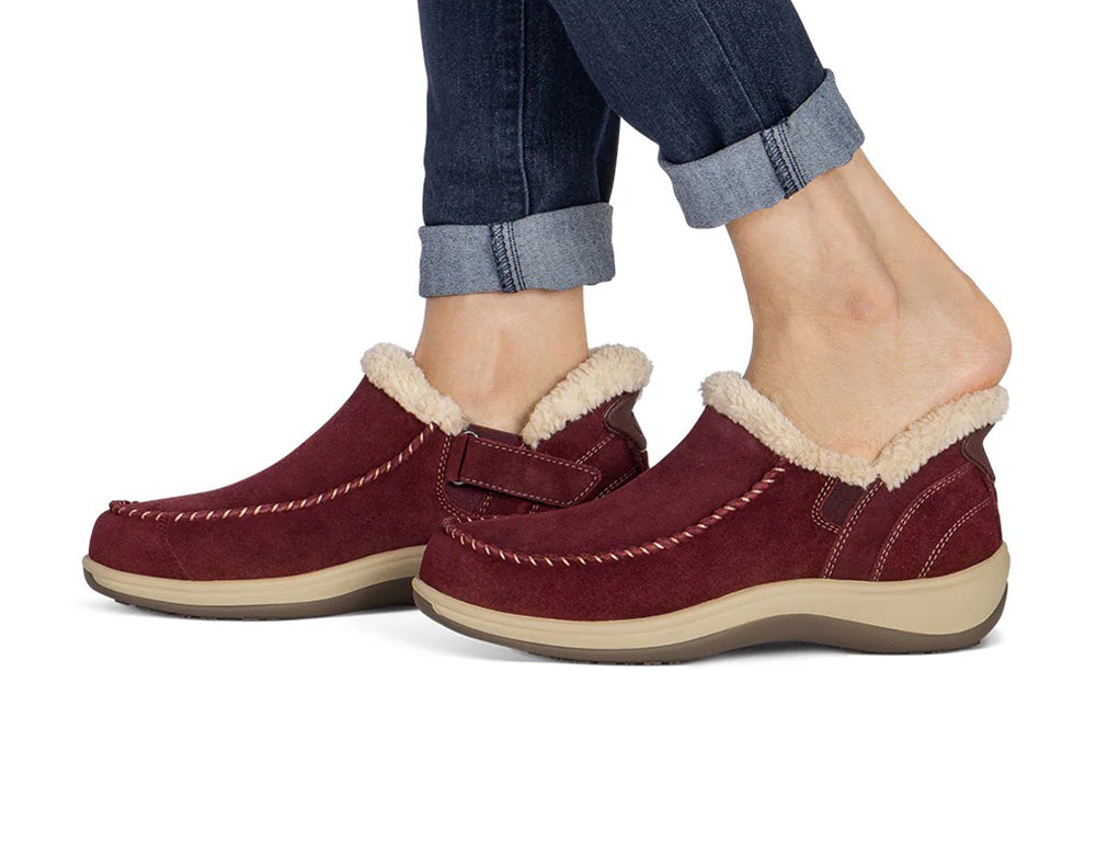 Womens Hands-Free Lorin Bordeaux House Shoes