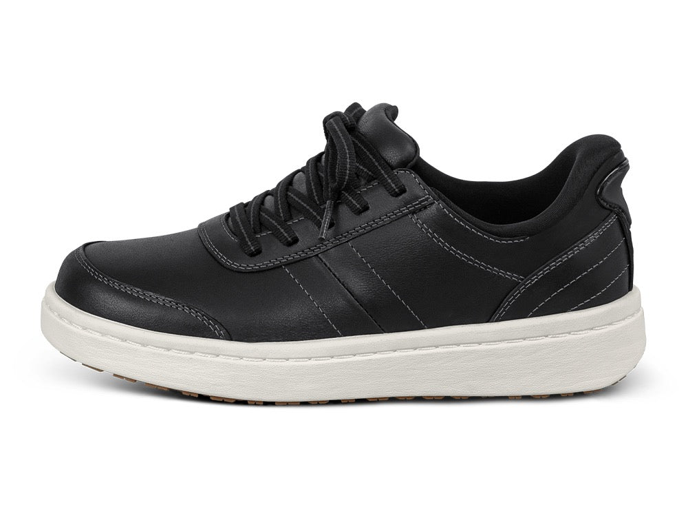 Womens Hands-Free Wander Black Trainers