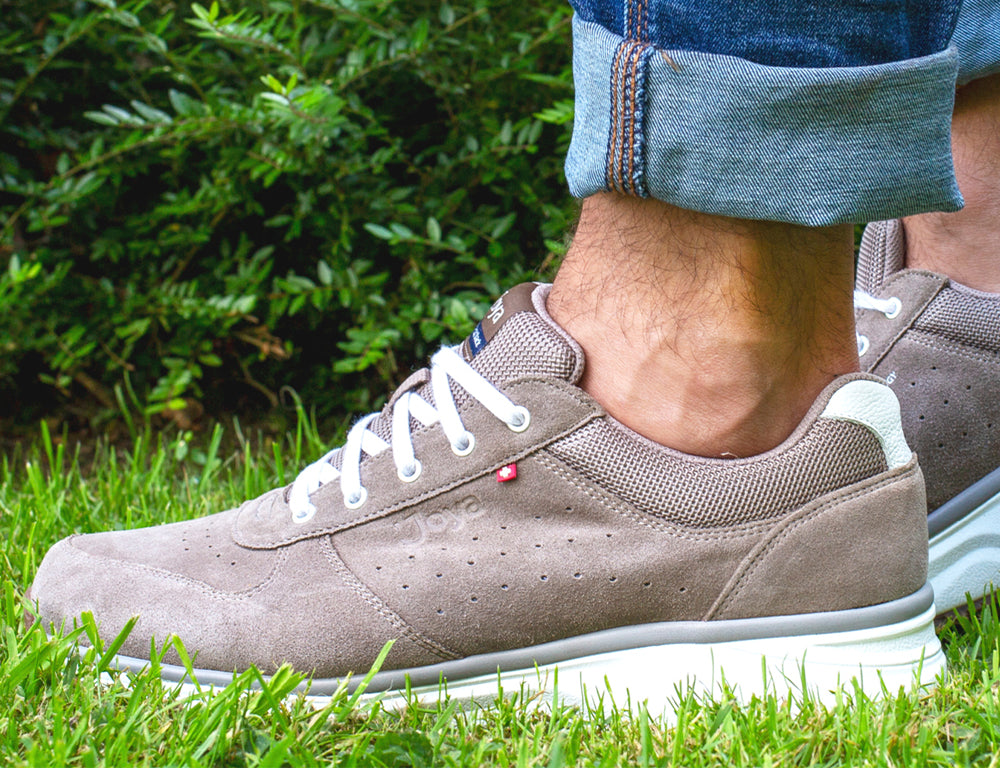 Mens Active Dynamo Classic Light Brown Trainers