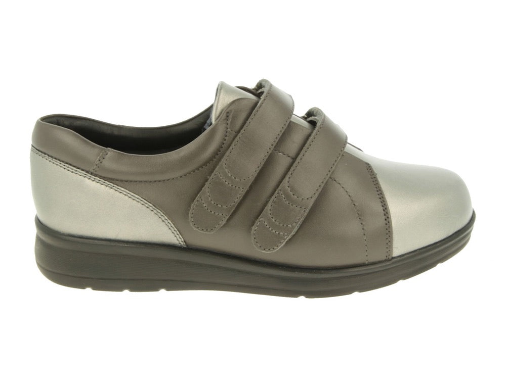 DB Wider Fit Shoes Norwich Silver Grey ShoeMed