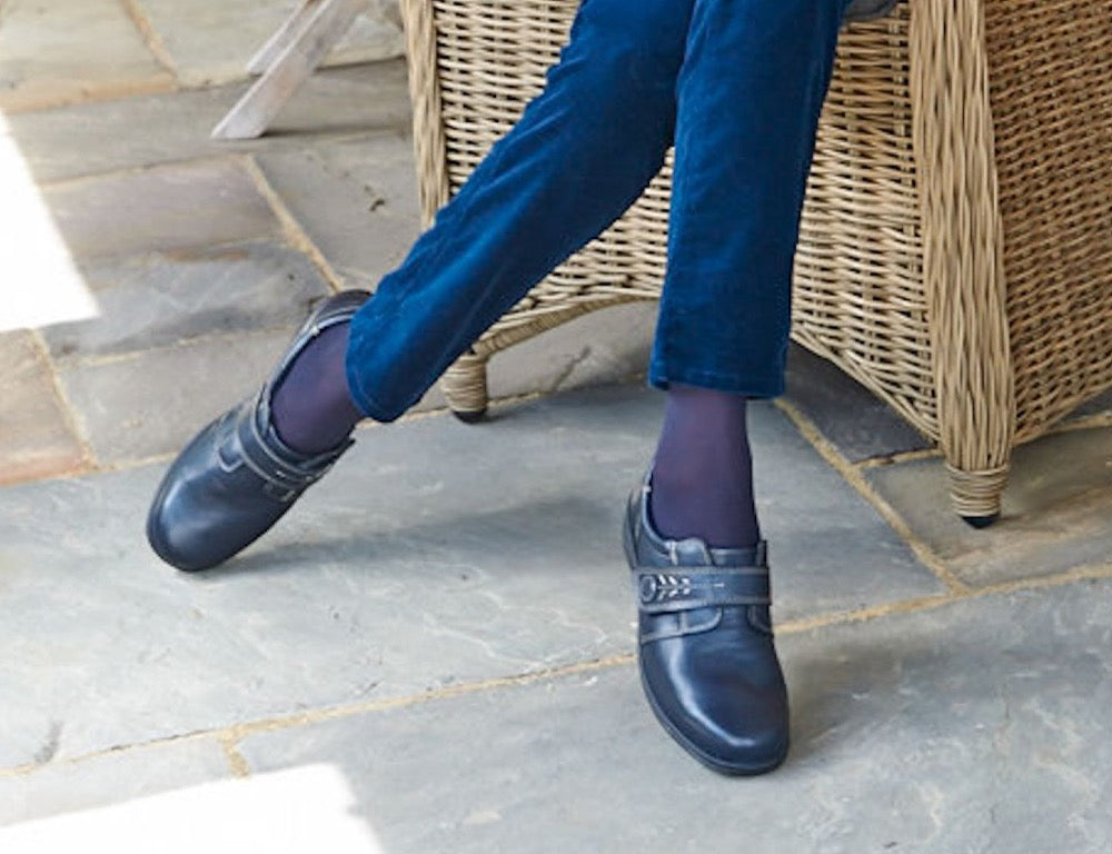DB Wider Fit Shoes Rory Navy ShoeMed