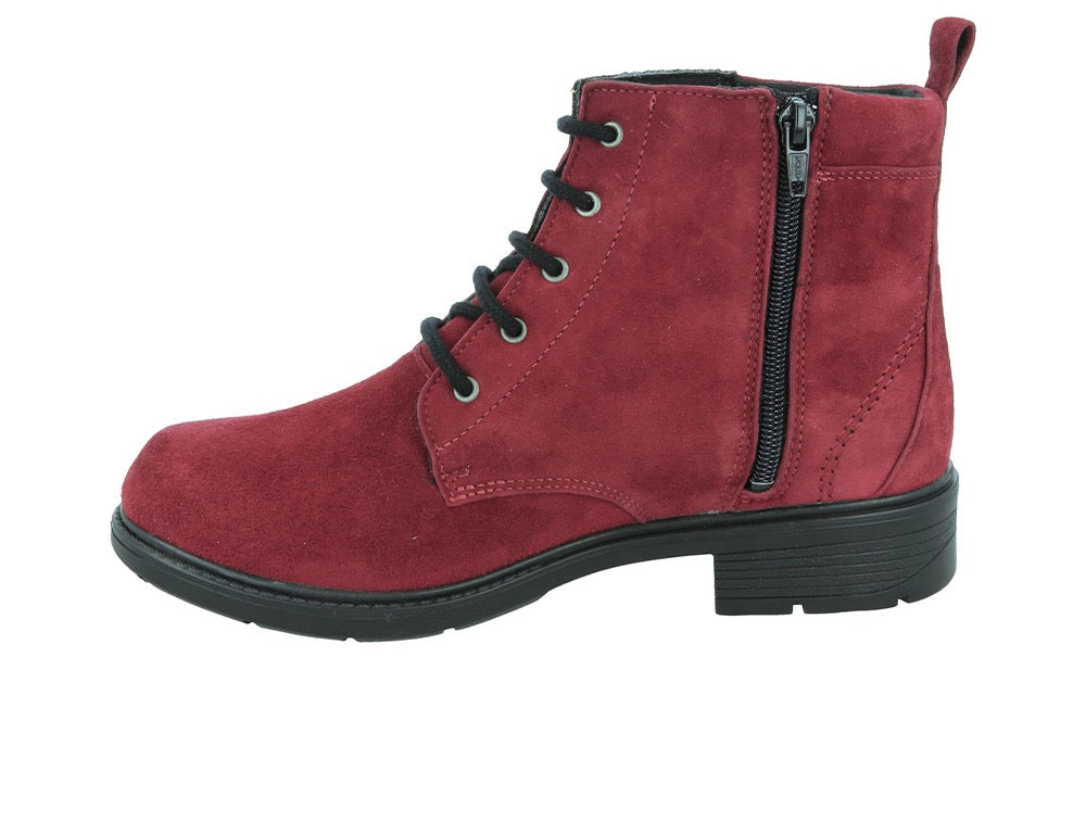 DB Wider Fit Shoes Bayeux Red Suede ShoeMed